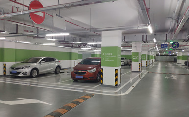 智能時代下的停車場導視系統 一體化解決方案與精細化設計